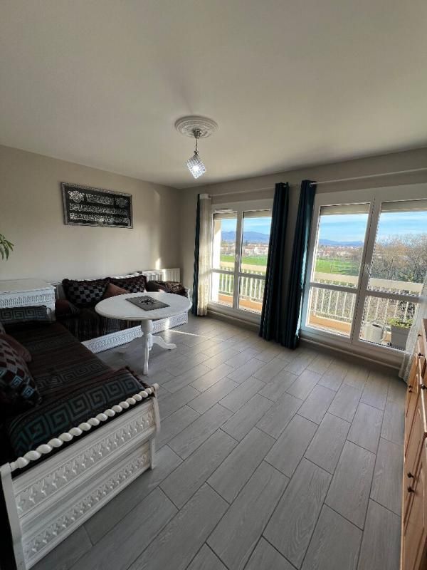 VALENCE Appartement Valence 5 pièce(s) 83 m2, garage, cave 1