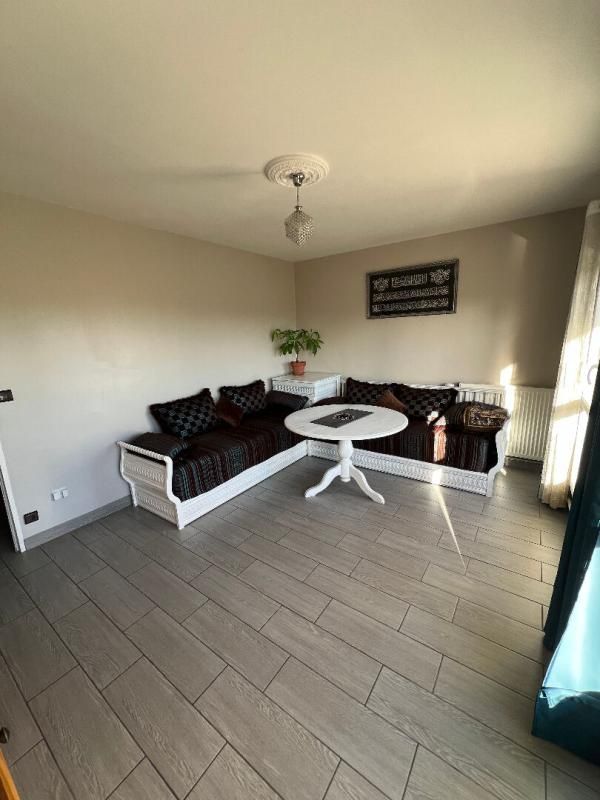 VALENCE Appartement Valence 5 pièce(s) 83 m2, garage, cave 3