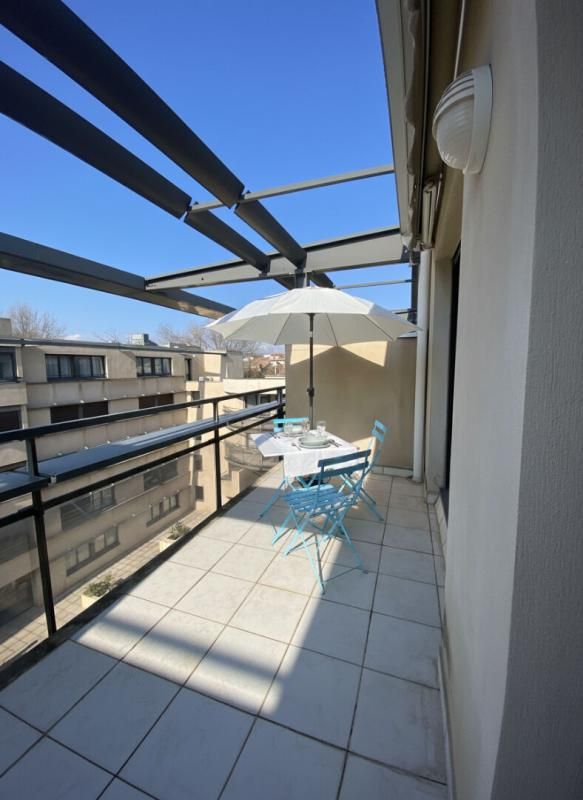 AVIGNON Appartement T2 avec terrasse et garage intra-muros Avignon 1