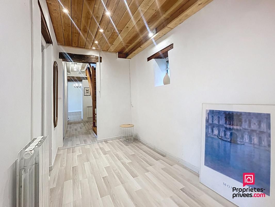 SAINT-FULGENT-DES-ORMES A 15 mn de Bellême, longère de 155 m2 et 4 chambres 4