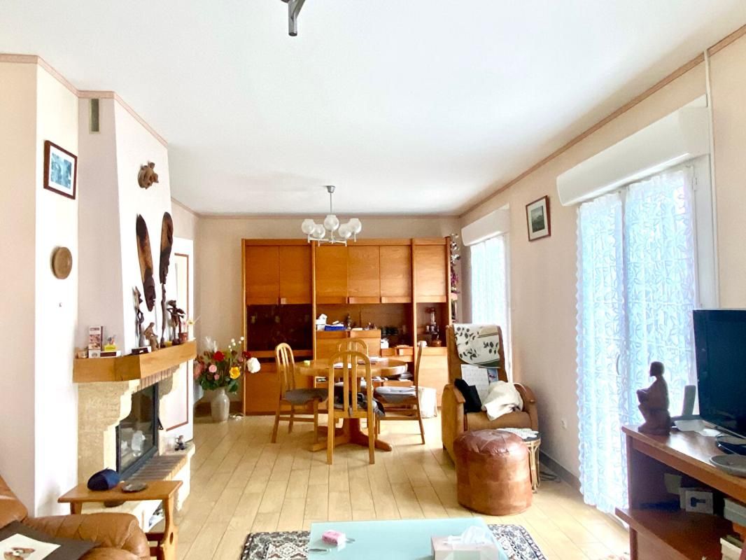 REZE Maison 6 pièce(s) 105 m2 4