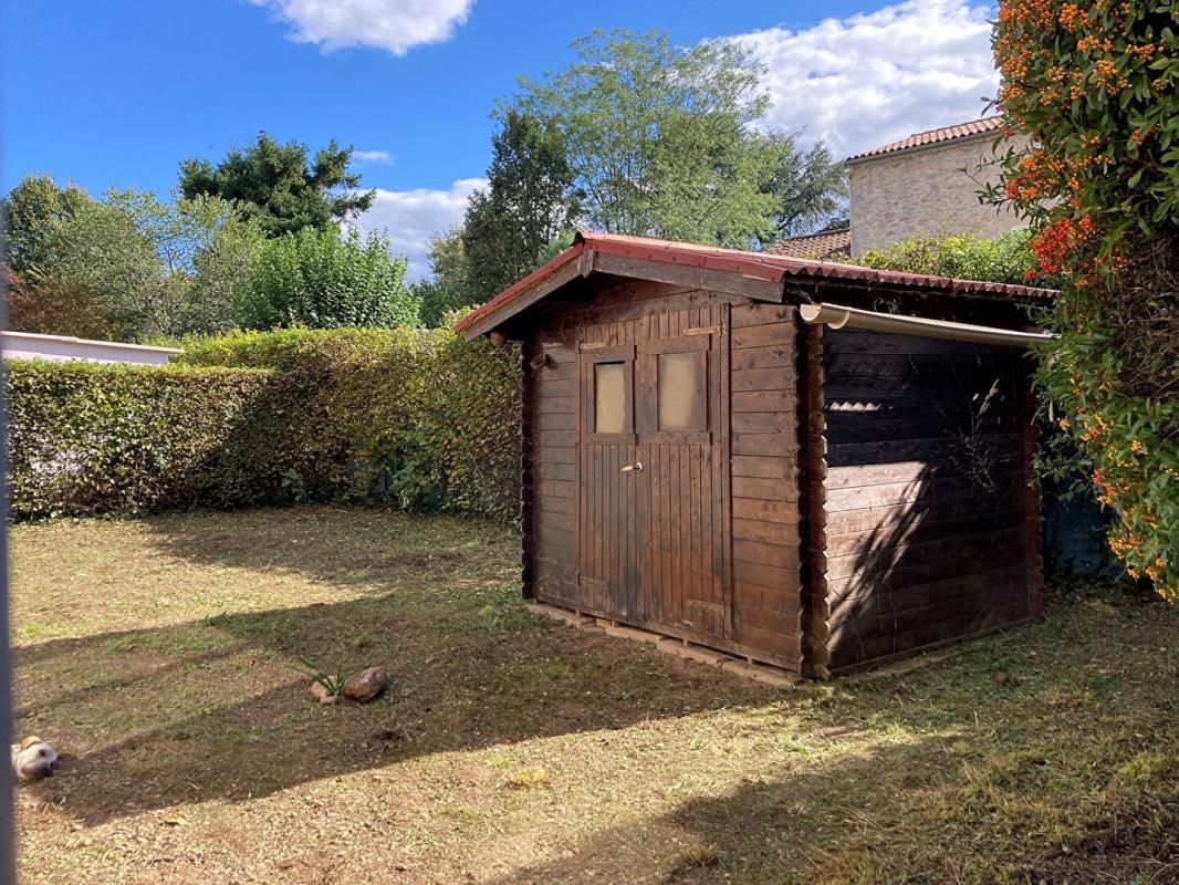 PRADINES Maison 3 chambres avec jardin à Pradines 4