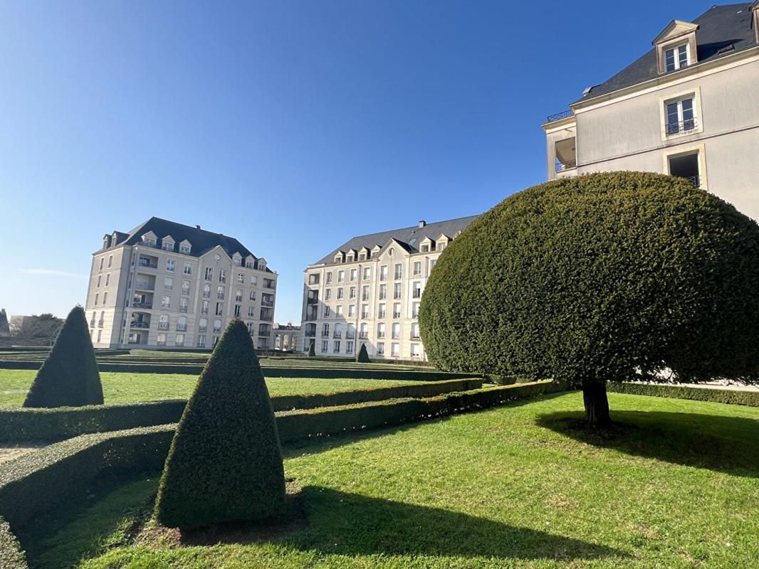 LE MANS Appartement - Le Mans - Croix de Pierre - 5 pièce(s) - 108 m² 2