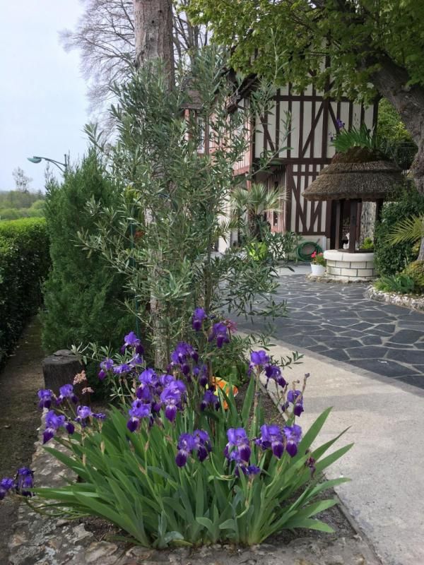 MANNEVILLE-SUR-RISLE Maison du XIXème 1