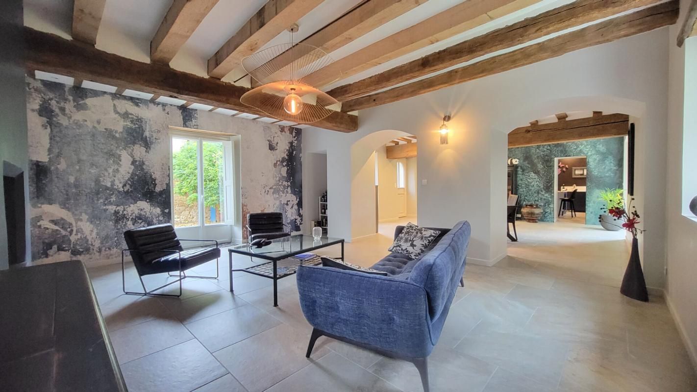 GREZ-NEUVILLE Propriété Grez Neuville 9 pièce(s) 306 m2 1