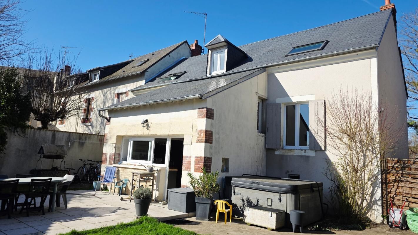 BOURGES MAISON 5 PIECES + LOGEMENT INDEPENDANT 2 PIECES