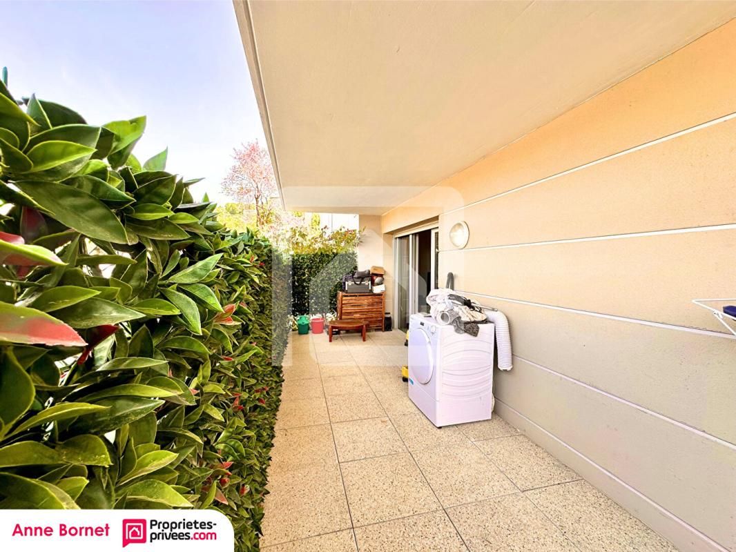 OPIO Appartement 3 pièces dans résidence récente avec 2 parkings 2