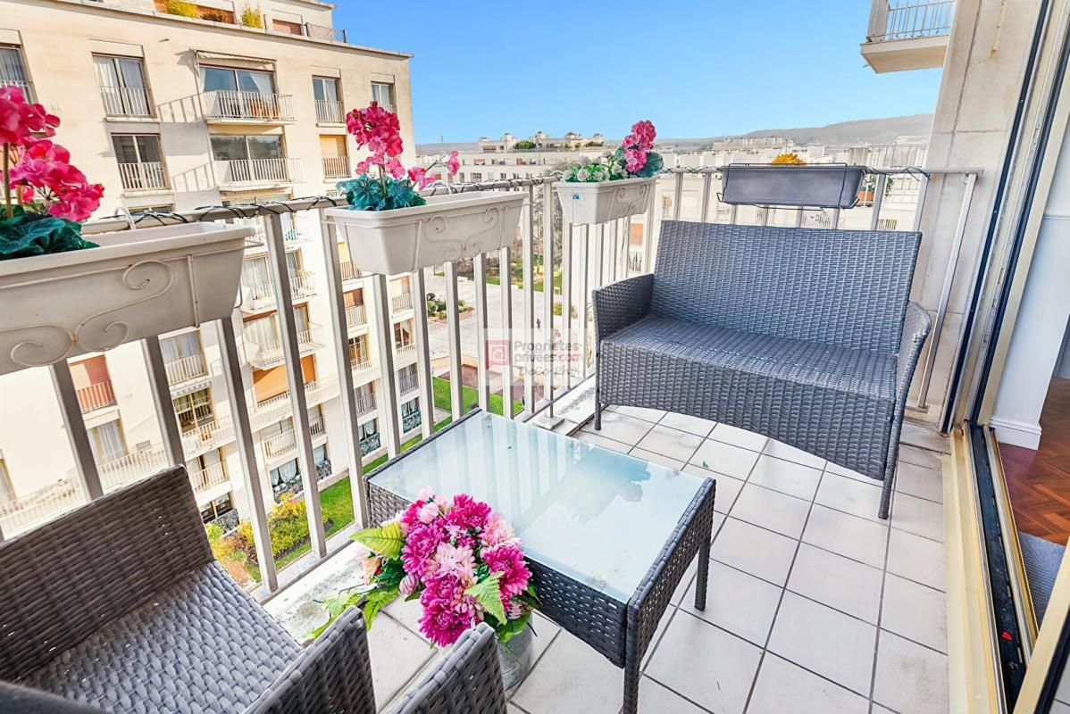 VERSAILLES Appartement en TBE 5 pièces 115 m2 Balcon 2
