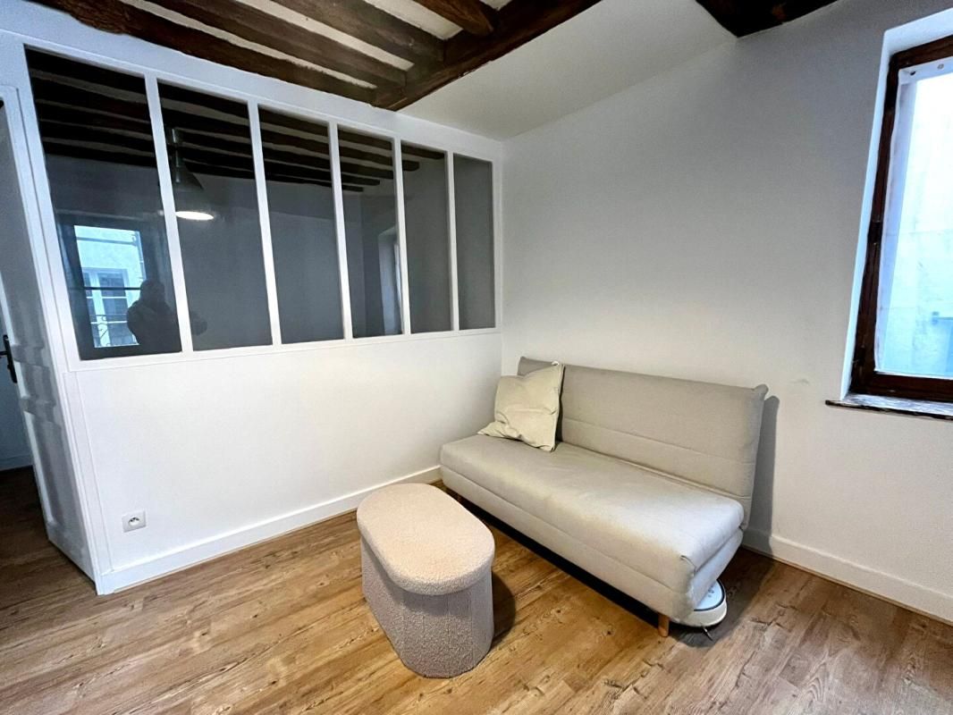 CHATILLON Studio Chatillon centre 30,2m2 3