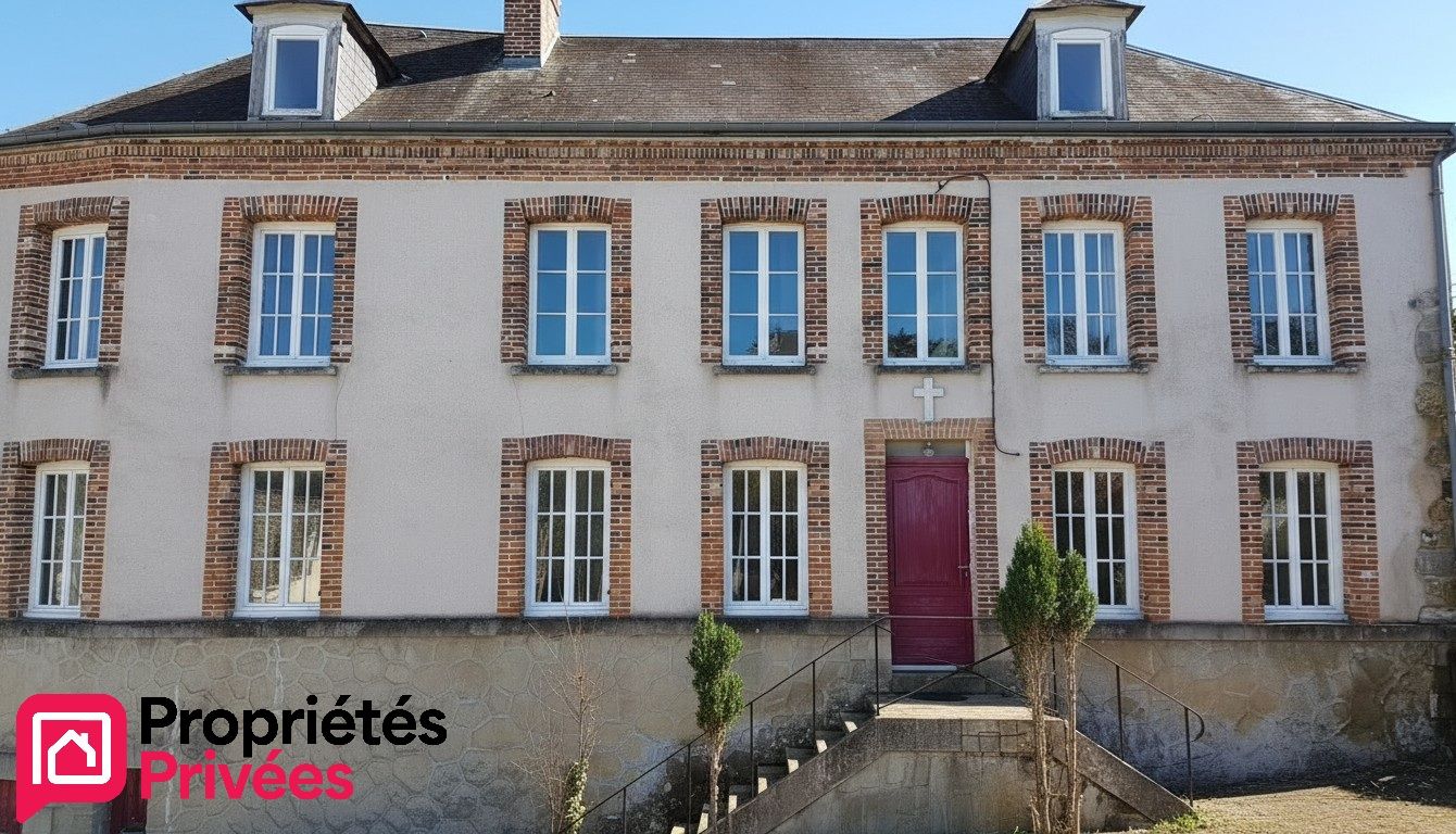 NOGENT-LE-ROI Maison Nogent Le Roi 6 pièces 4 chambres 170 m2 jardin 930m2 292000 1