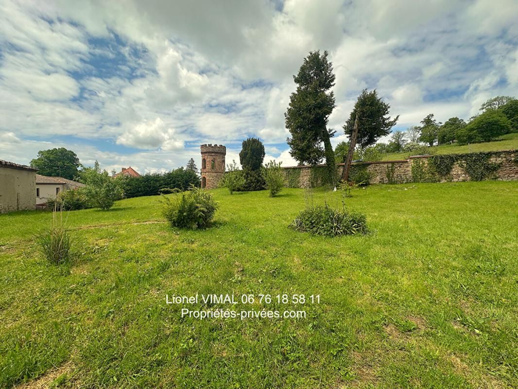 VERNET-LA-VARENNE Hôtel particulier 23 pièces 868 m2 sur parcelle 3000 m² et dépendances 4