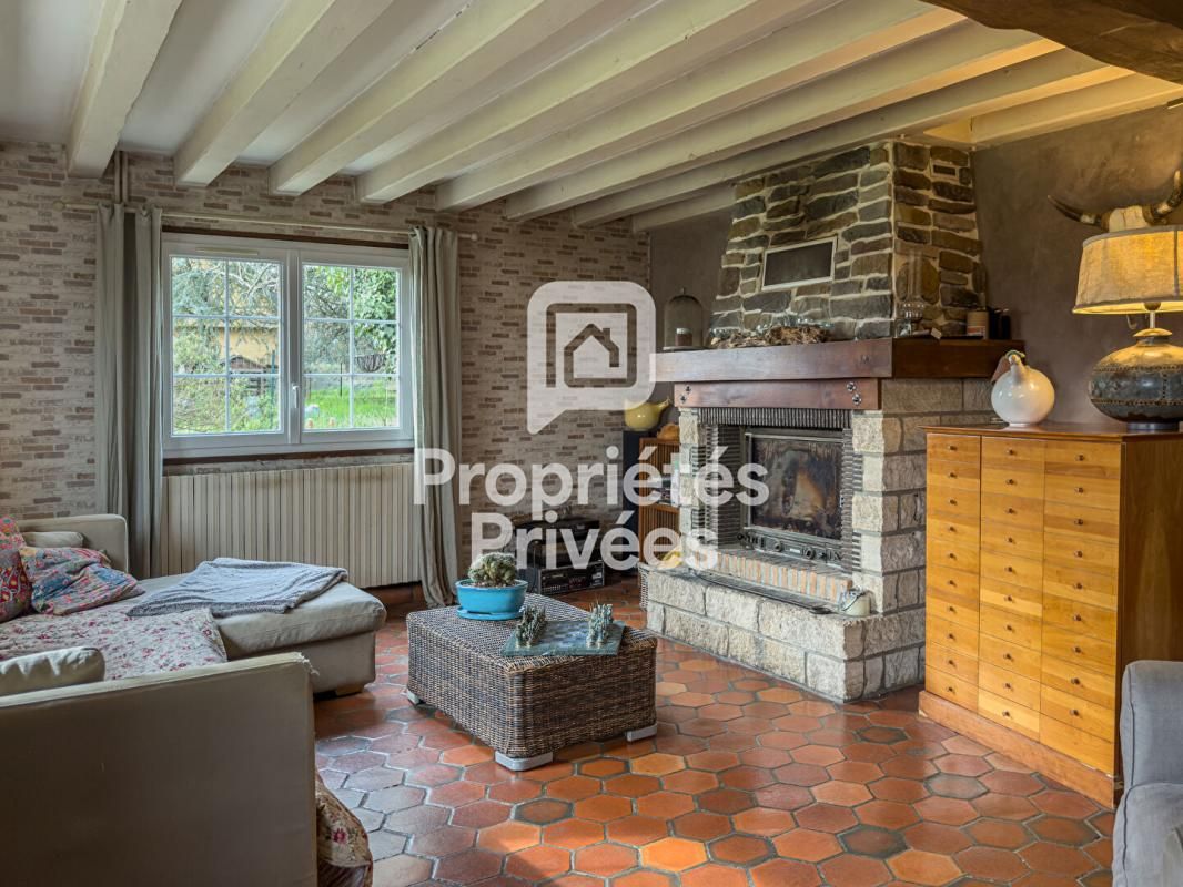 SYLVAINS-LES-MOULINS MESNILS-SUR-ITON LONGÈRE DE 160 m², PISCINE, DÉPENDANCES, CADRE BUCOLIQUE - 310 000  HAI 4