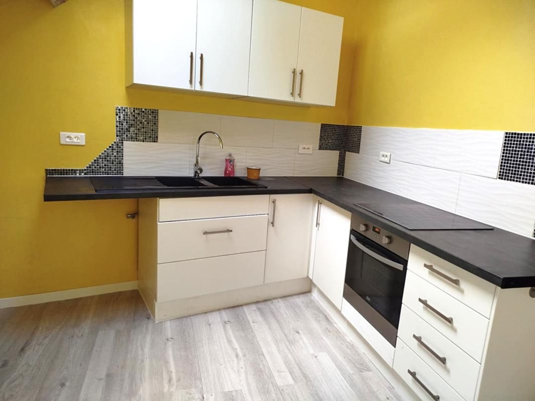 GUEMENE-SUR-SCORFF Maison de bourg rénovée 1