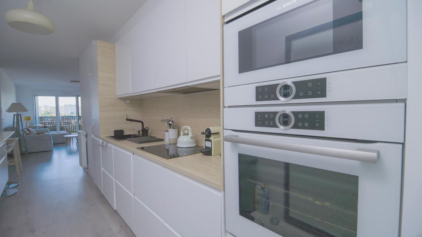 NANTERRE Appartement Nanterre 4 pièce(s) 84.03 m2 avec terrasse et loggia 2