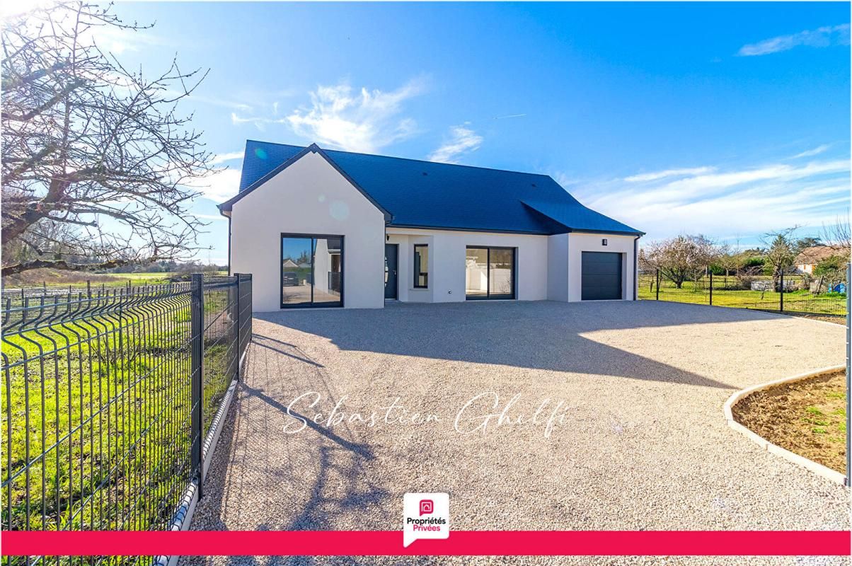 CONTRES CONTRES- belle maison de plain-pied avec 3 chambres-cellier-garage 1