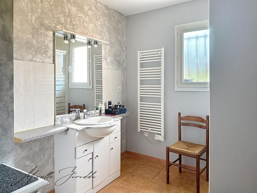 LES MAGES Les Mages, maison plain pied  4 pièces 87m² avec garage et terrain piscinable 3