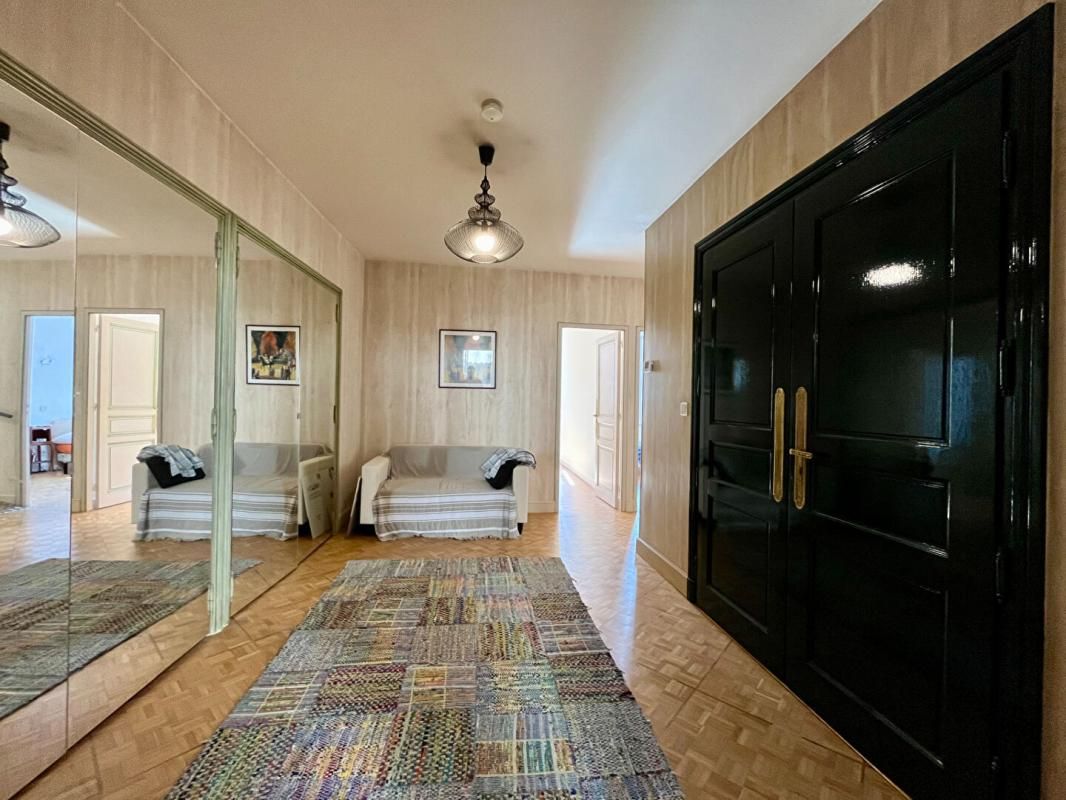 AGEN Appartement T5 de 235m² - Hyper Centre d'Agen 4