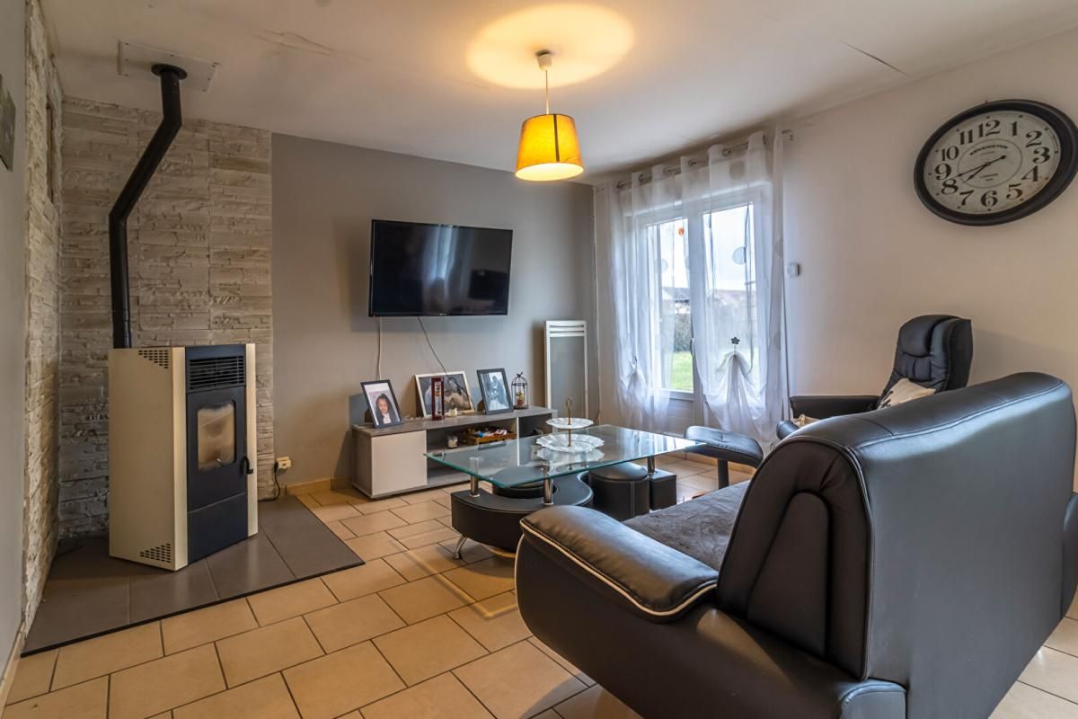 VILLEHERVIERS Maison Villeherviers 6 pièce(s) 100 m2 4