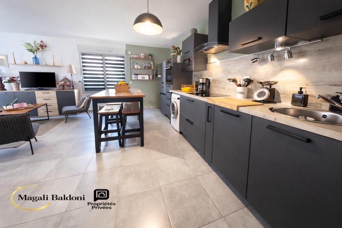 LE MUY Appartement Le Muy 4 pièces- 76 m2- Terrasse- 3 parkings- PISCINE 2