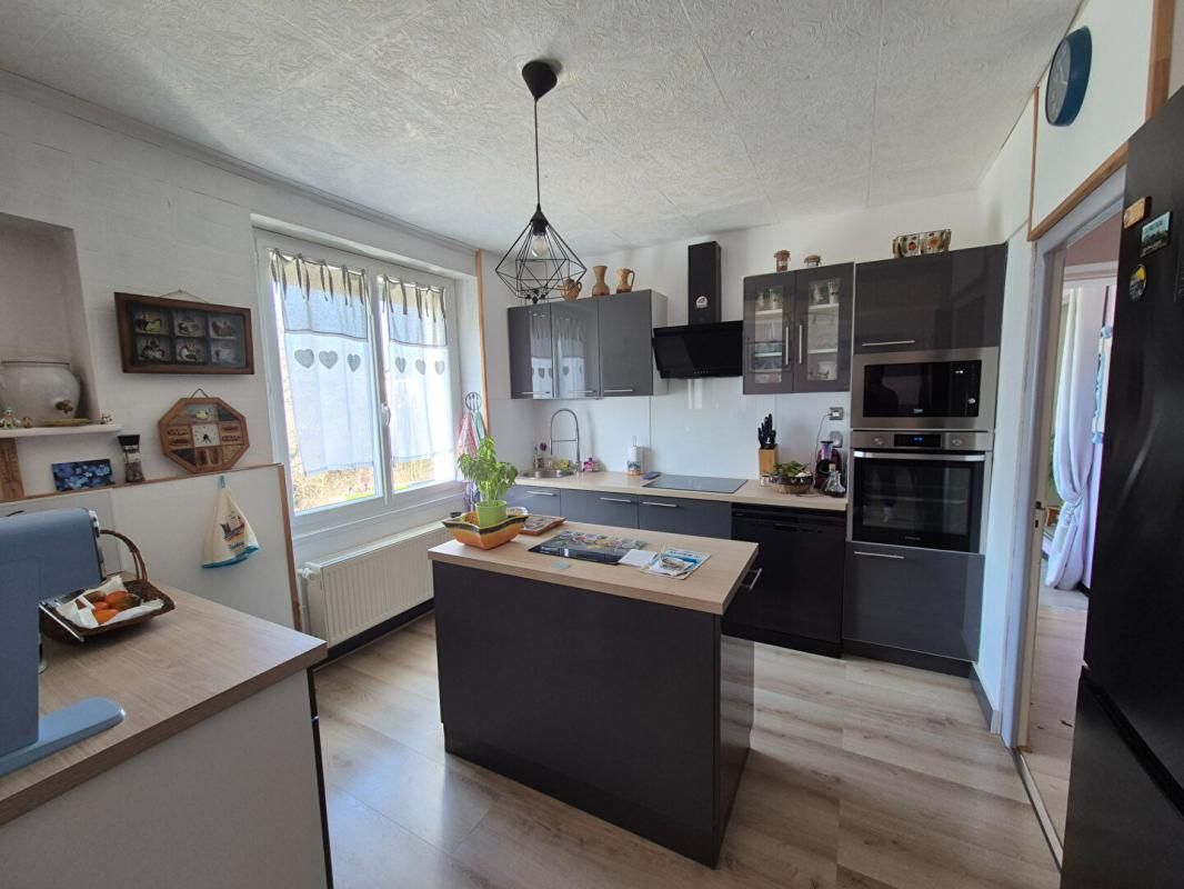 CORREZE Maison Correze 6 pièce(s) 130 m2 4