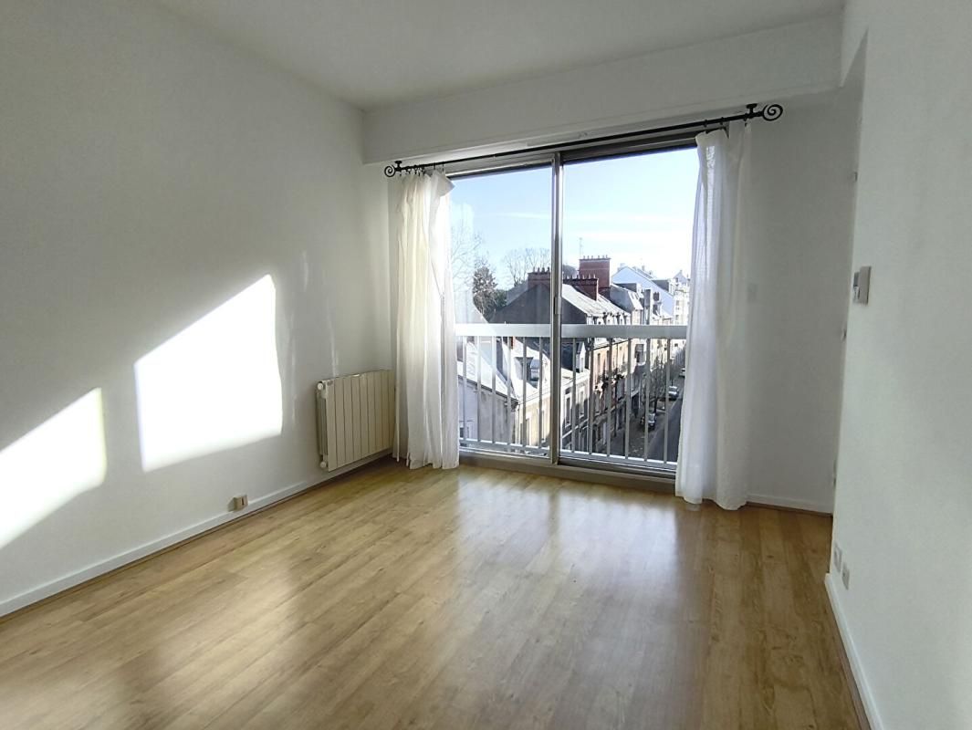 NANTES Appartement - 2 pieces - 43 m2 4