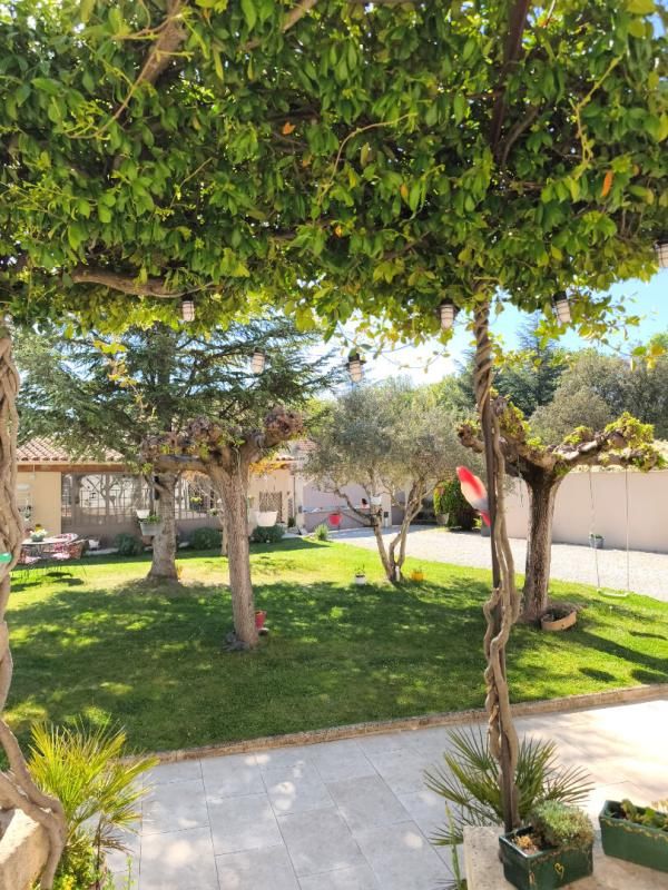 AUBIGNAN MAS PLEIN DE SOLEIL PROCHE DES COMMODITES 4