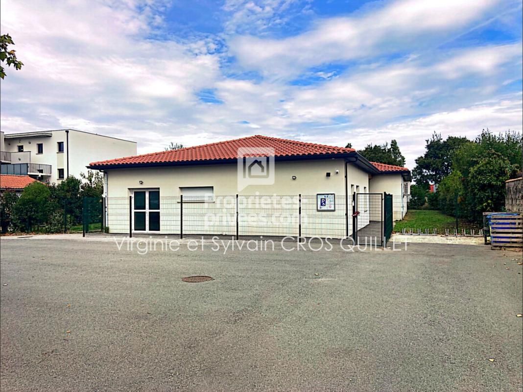 TOULOUSE TOULOUSE, secteur PURPAN - BATIMENT COMMERCIAL 330 m² 3