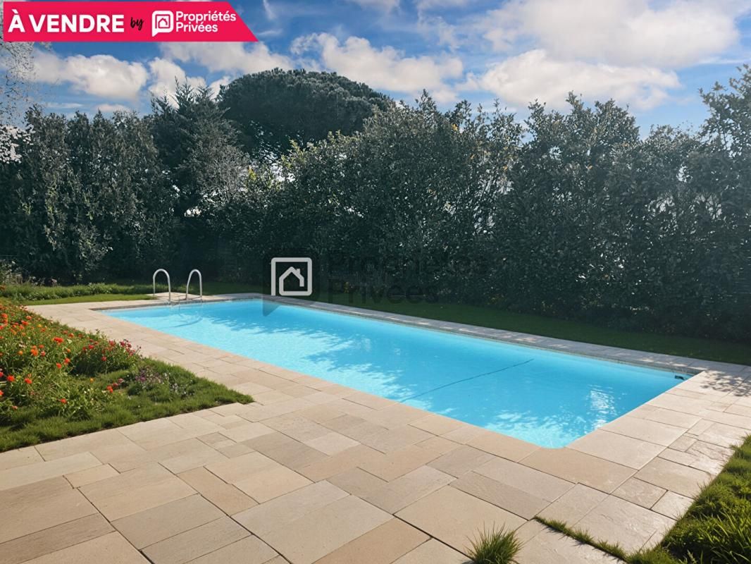 ROQUETTES Maison Roquettes 5 pièce(s) 117.50 m2 3