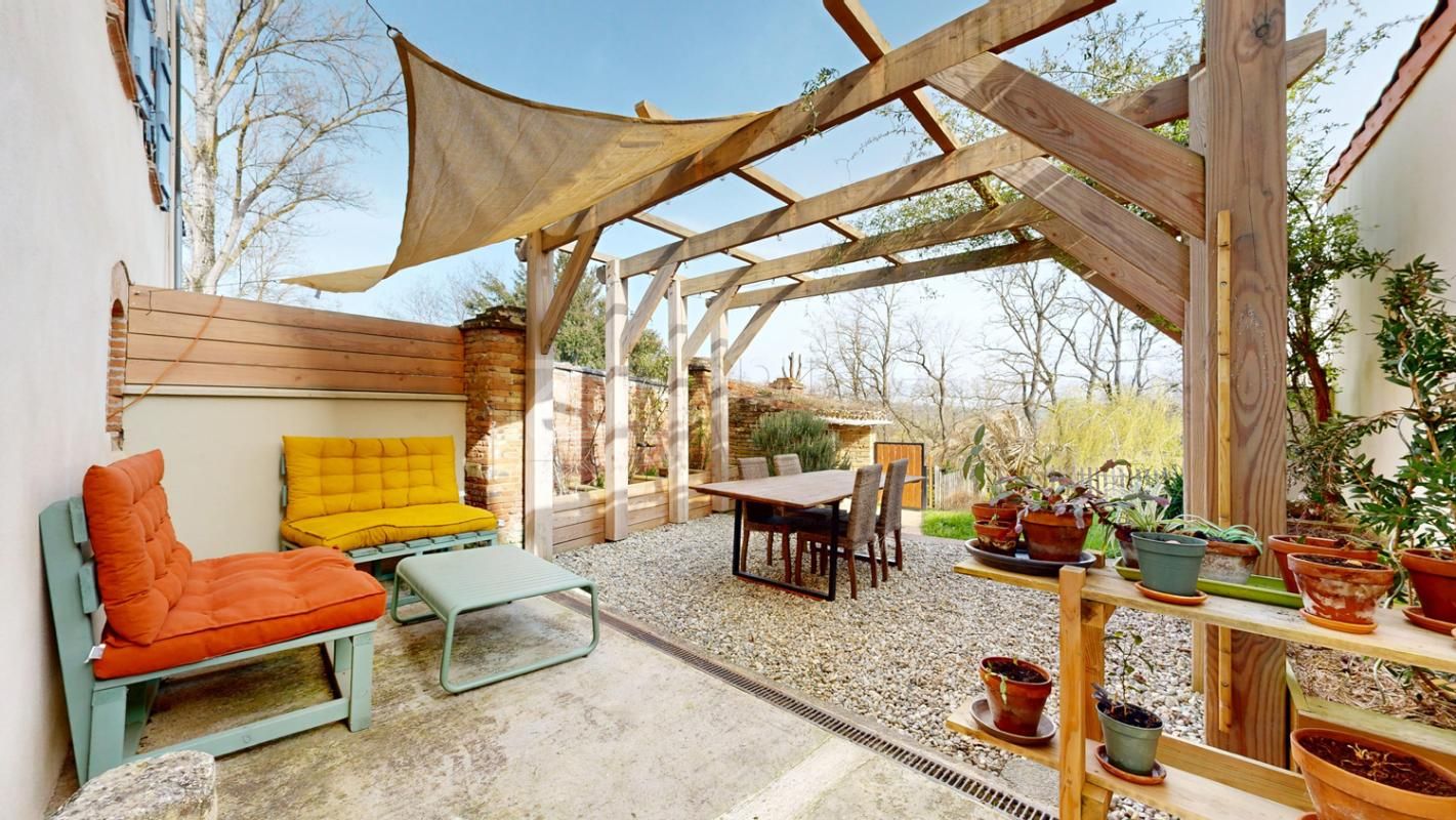 Maison de village T4 rénovée au coeur du village