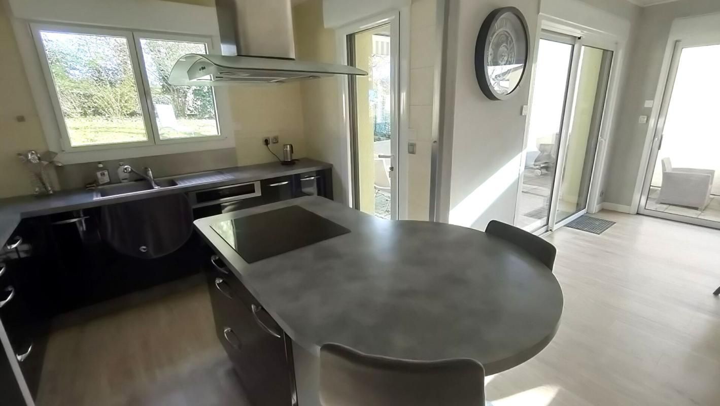 MORTAGNE-SUR-SEVRE Maison Mortagne sur Sèvre 5 pièces 97 m2 avec terrain de plain-pied 4