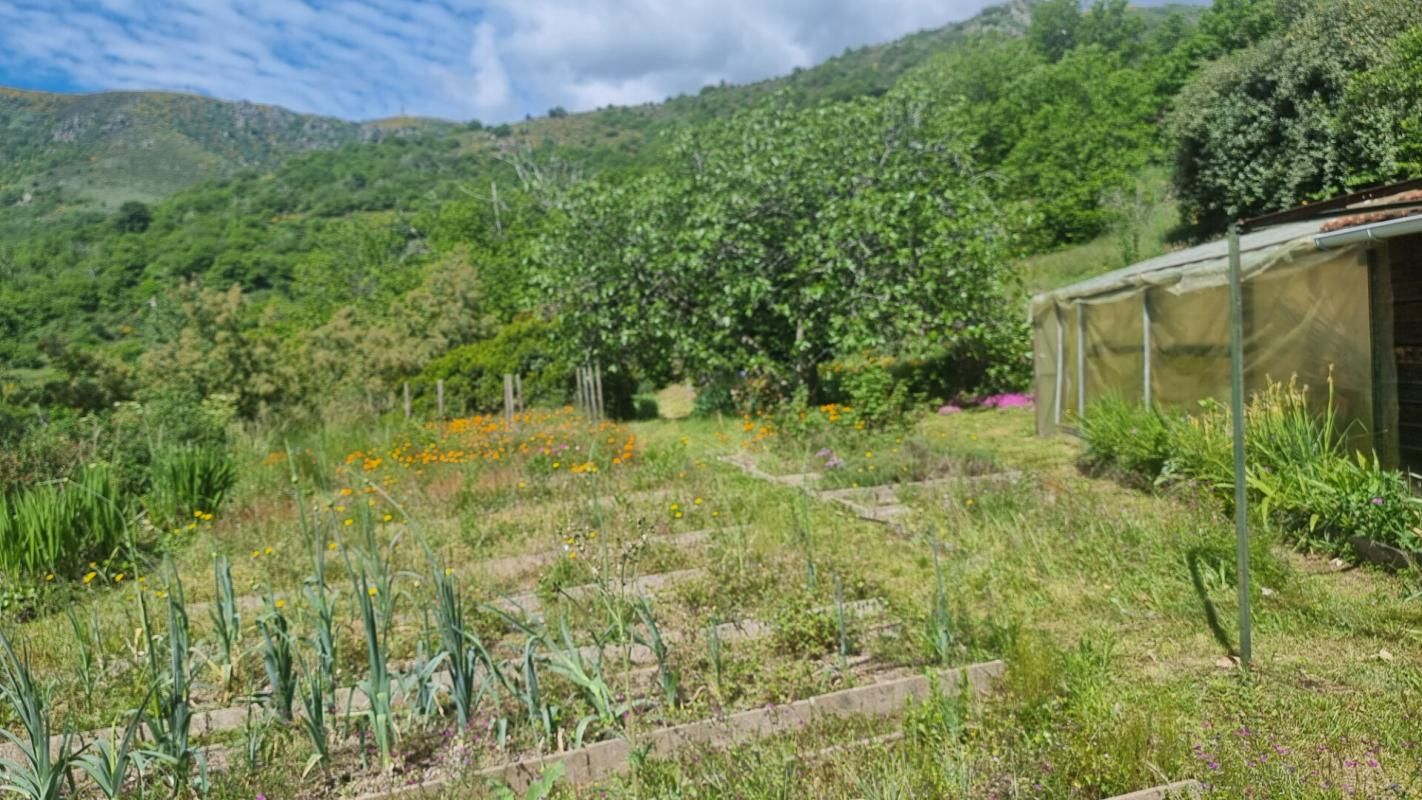 SABLIERES Maison de hameau en pierre au calme 3