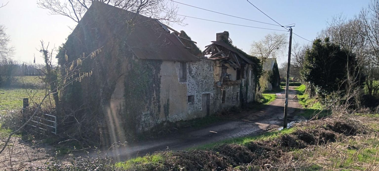 SAINT-SAUVEUR-LENDELIN Maison Saint Sauveur Villages 40 000 honoraires charge vendeur 1