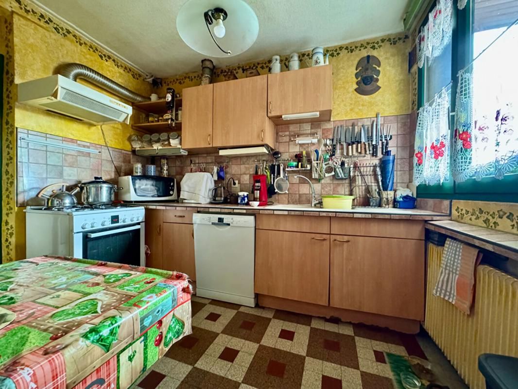 CHASSIEU Maison Chassieu 5 pièces 120 m2 + Garage 3