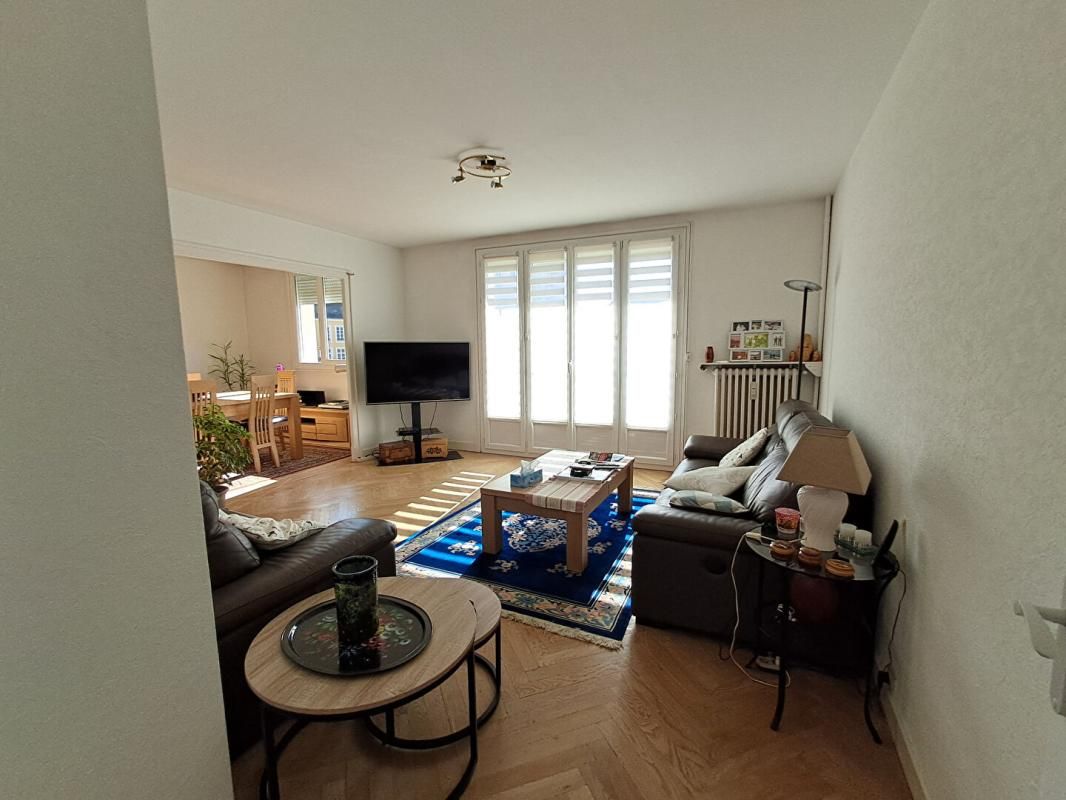 CHALON-SUR-SAONE Appartement  4 pièce(s) 83 m2 4