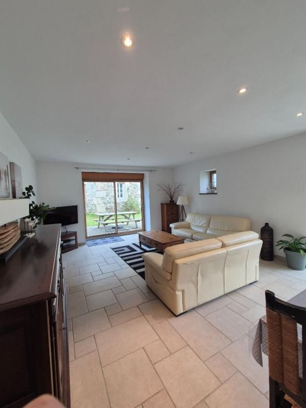 PLESTIN-LES-GREVES Propriété de charme avec 2 longères rénovées + dépendance à 500 m des plages de Plestin-les-Grèves 4