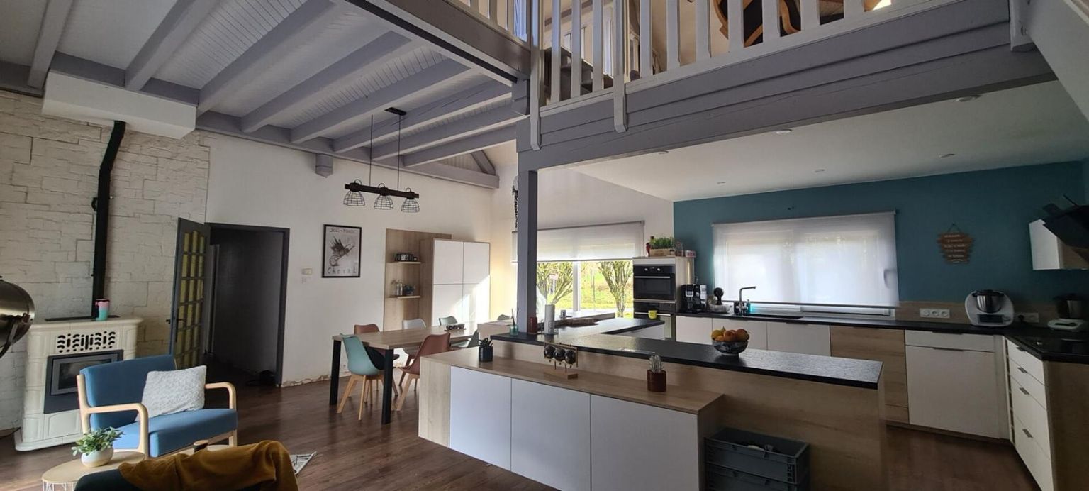 EVETTE-SALBERT Maison familiale sur terrain d'environ 15 ares 4