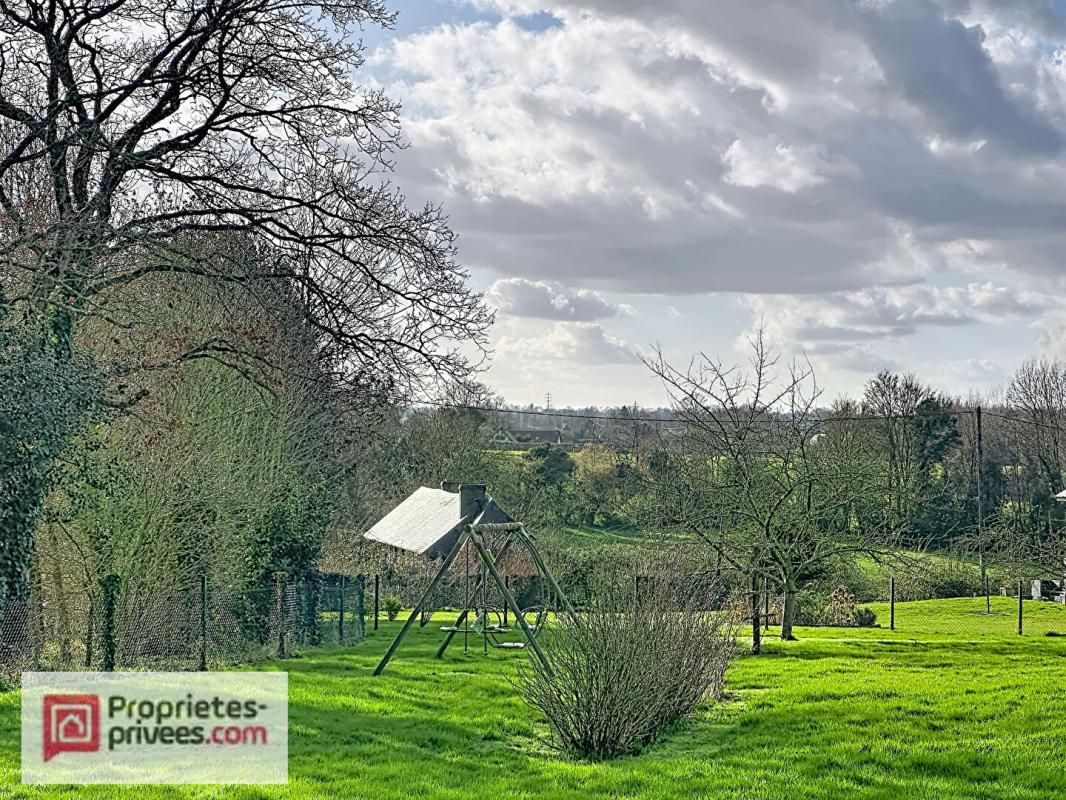 LE TORQUESNE Maison moderne au calme au coeur du pays d'auge , avec ses annexes dont 5 garages 2