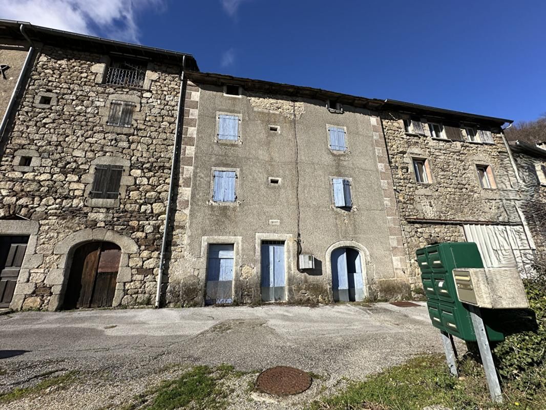 SABLIERES Maison  de village 4 pièces avec combles aménageables 2