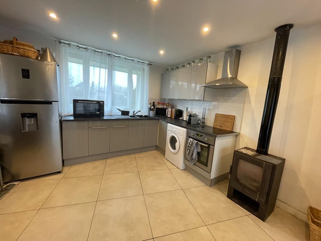 CHAMPSERU 28700 CHAMPSERU 100 m2 terrain 900 m2 4