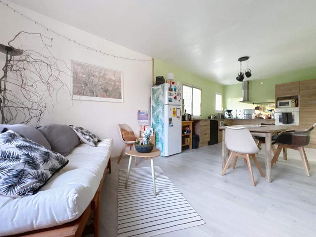 ENCAUSSE-LES-THERMES Maison plain pied au calme 4