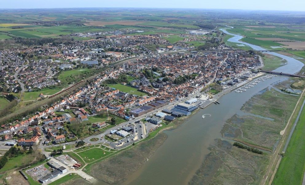 ETAPLES Appartement Etaples 2 pièce(s) cabine 45 m2 avec terrasse et parking 3