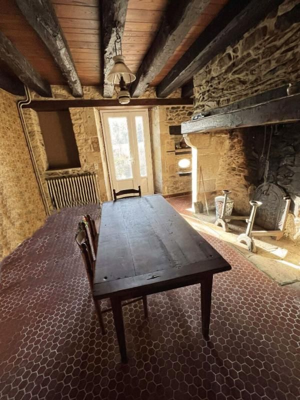 SAINT-SULPICE-D'EXCIDEUIL Maison St Sulpice D Excideuil 11 pièce(s) 190 m2 3