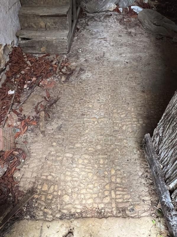 CHOURGNAC Maison avec grange à Chourgnac 4 pièce(s) 85 m2 4