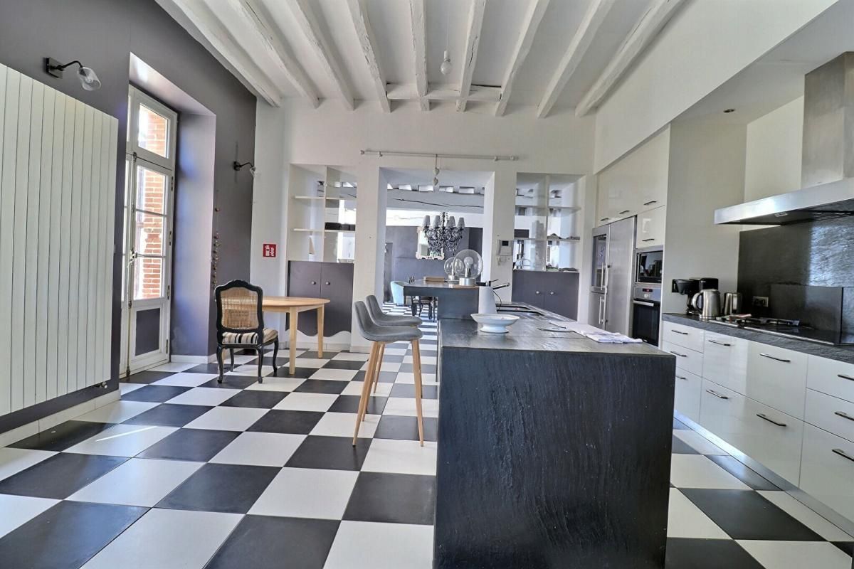 CHOLET BUSINESS CHÂTEAU D'EXCEPTION DE 505 m² 2