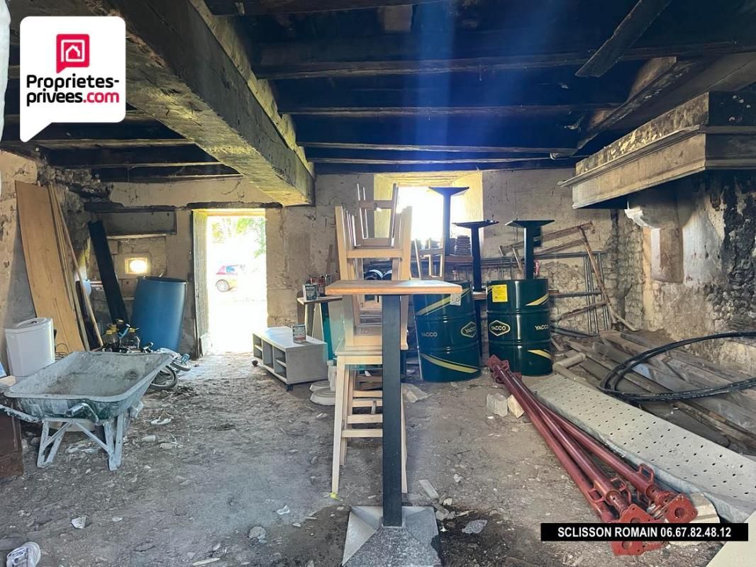 MORTIERS Grange Mortiers - 140 m2 - terrain clos - PRIX 64 990 FAI 4