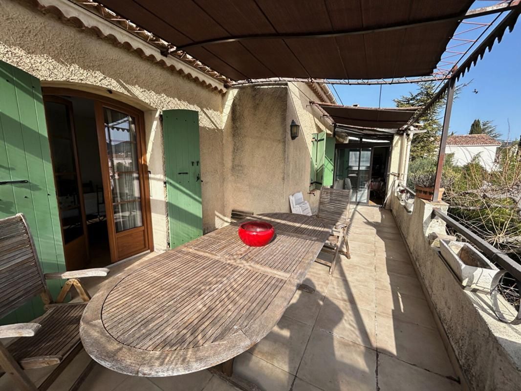 Maison Plan De Cuques 6 pièces 227.45 m2