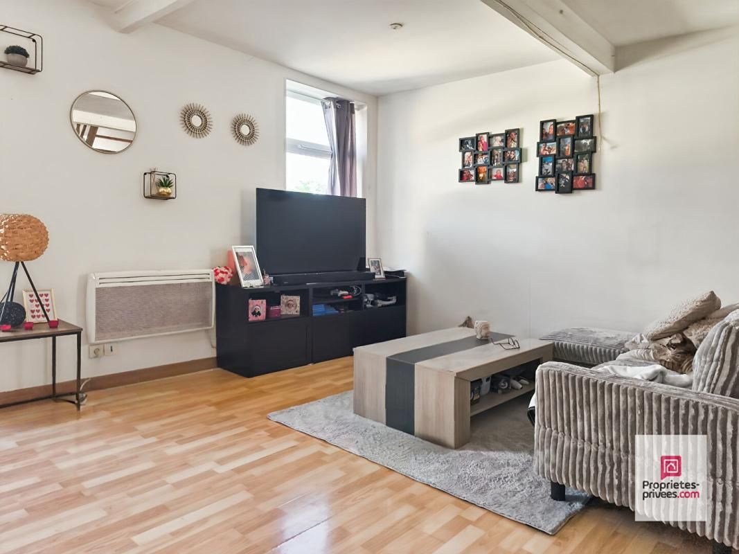 LYS-LEZ-LANNOY Immeuble Lys Lez Lannoy, 4 lots 3