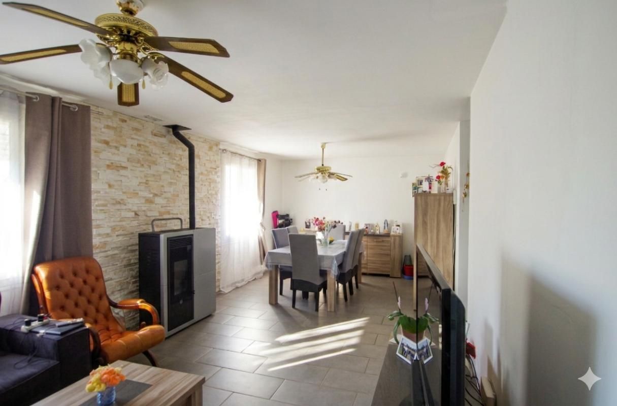 SAINTE-GENEVIEVE-DES-BOIS Maison Sainte Genevieve Des Bois 2