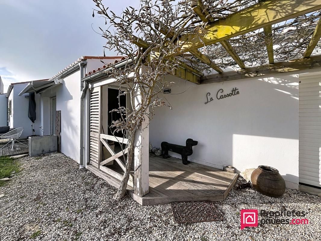 MARSILLY Marsilly - Maison familiale 4 chambres avec piscine, jardin, garage 3