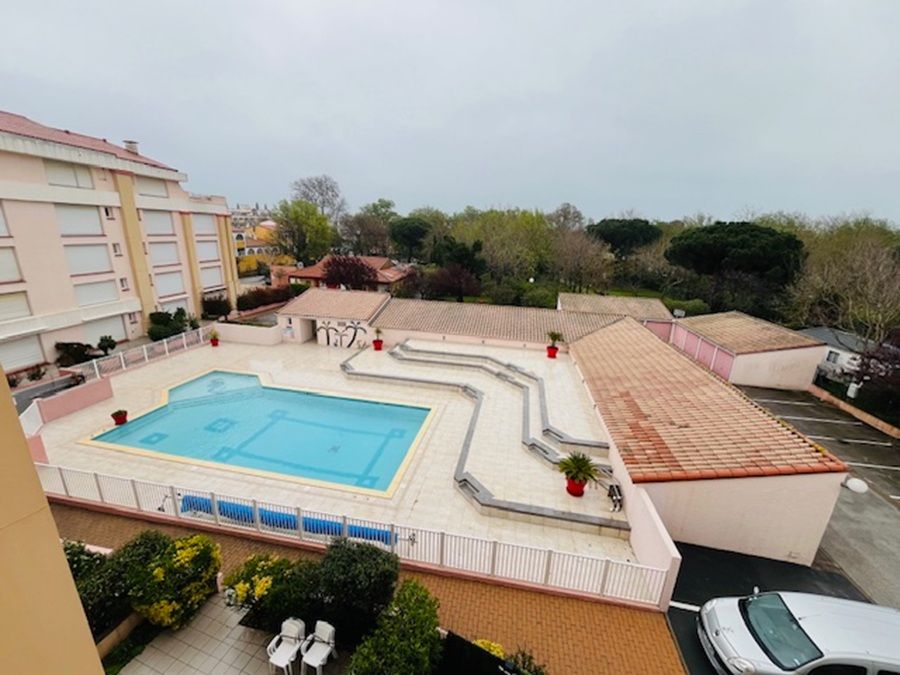 Magnifique Appartement à deux pas de la plage sur Argeles Plage 2 pièces de 34.09 m2 carrez dans résidence avec piscine